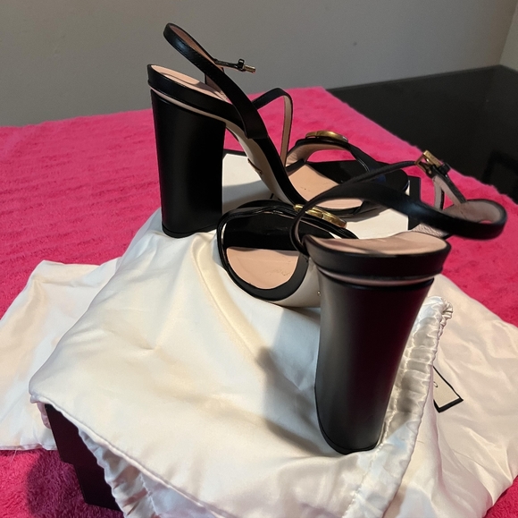 Gucci Sandals - Picture 6 of 7